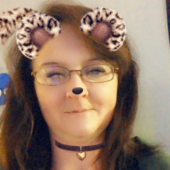 Meet your Posher, Amy - Picture 2 of 4